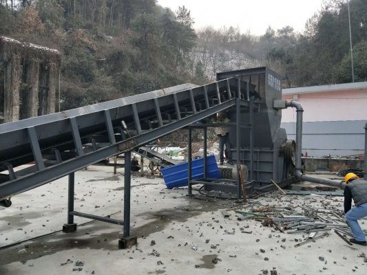 廢鋼破碎機(jī)分哪些類型？一套成本多少錢？